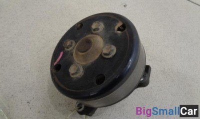 Насос водяной (помпа) от Toyota Yaris 2005-2011