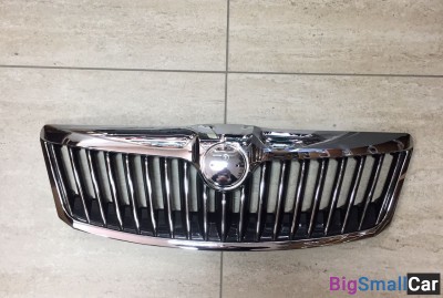 Решетка радиатора Шкода Октавиа 2008,хром склад16